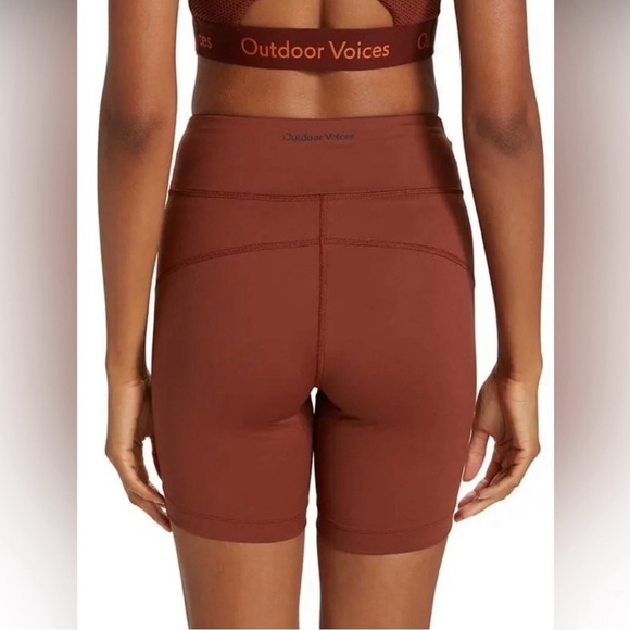 Outdoor Voices Move Free 6” Short XXS - Picture 3 of 4